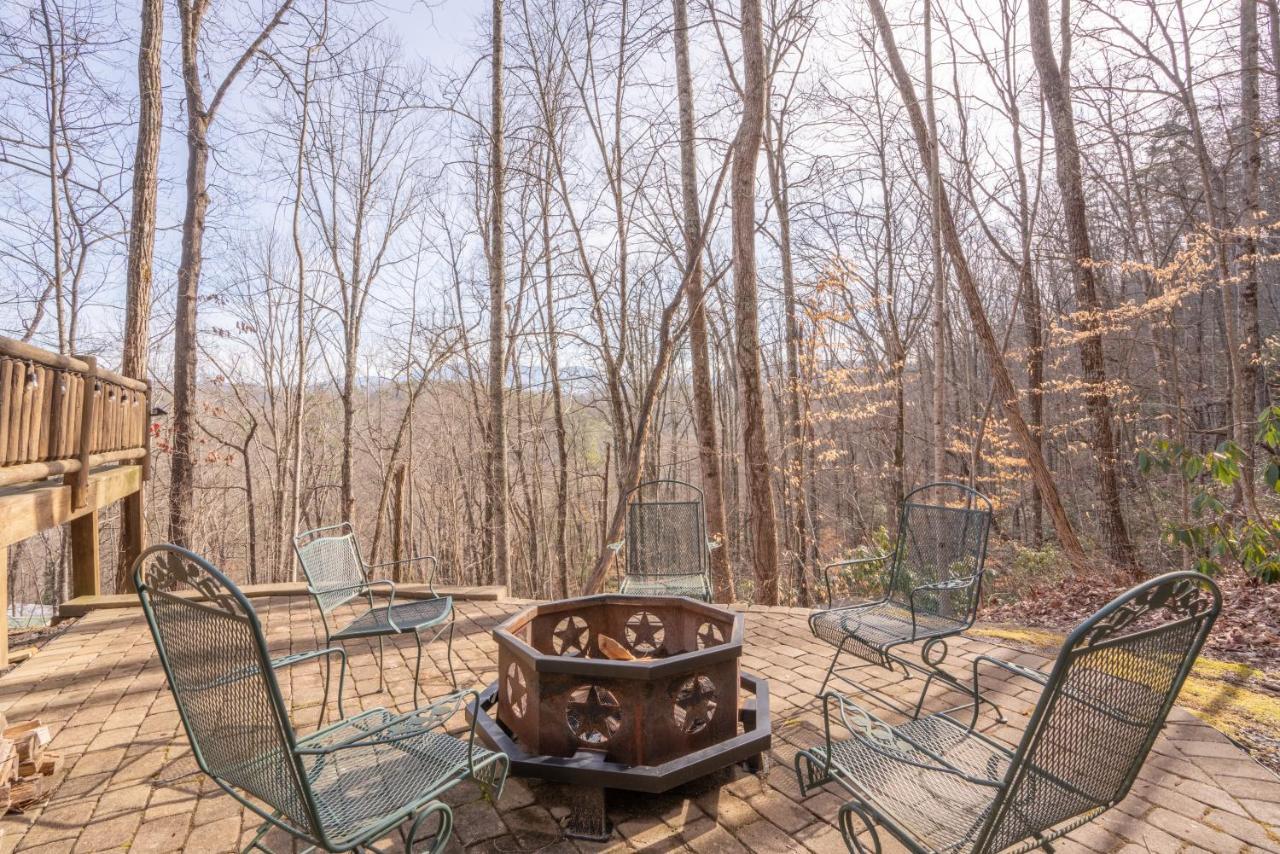 Moonshine Ridge Cabin With Hot Tub And Fire Pit بيدجن فورج المظهر الخارجي الصورة