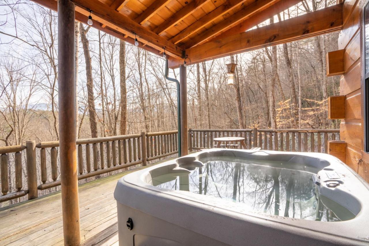 Moonshine Ridge Cabin With Hot Tub And Fire Pit بيدجن فورج المظهر الخارجي الصورة