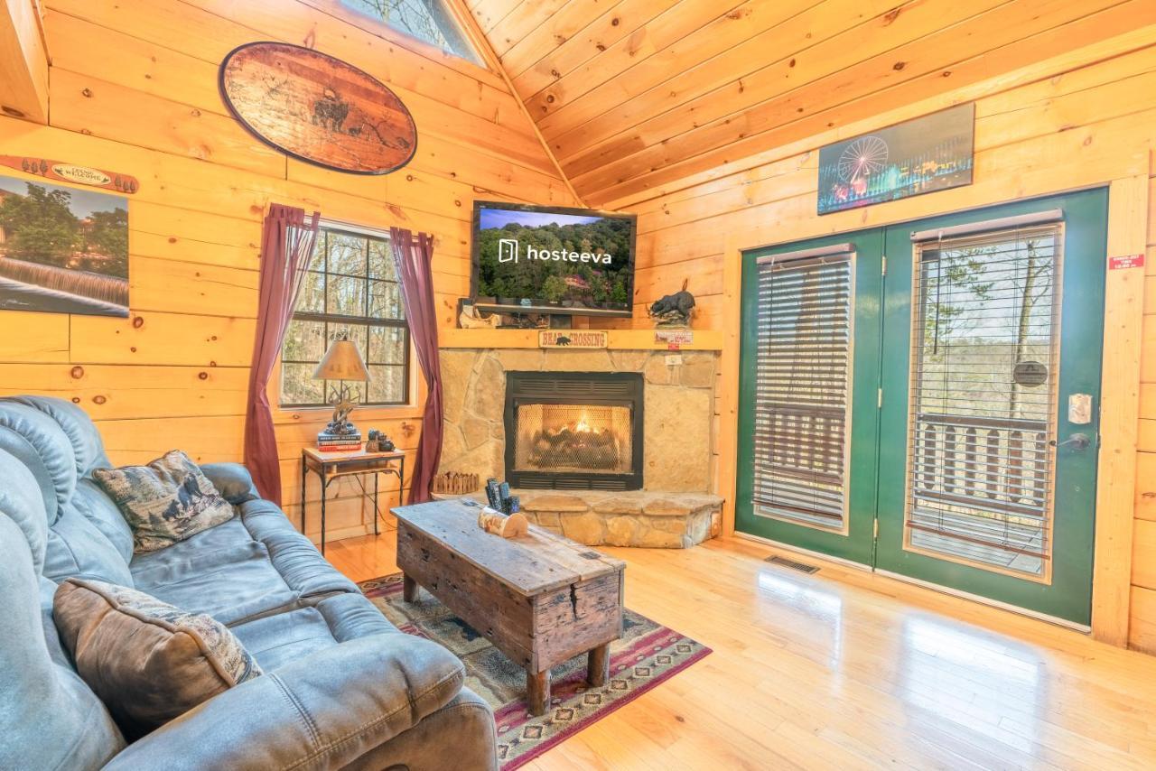 Moonshine Ridge Cabin With Hot Tub And Fire Pit بيدجن فورج المظهر الخارجي الصورة