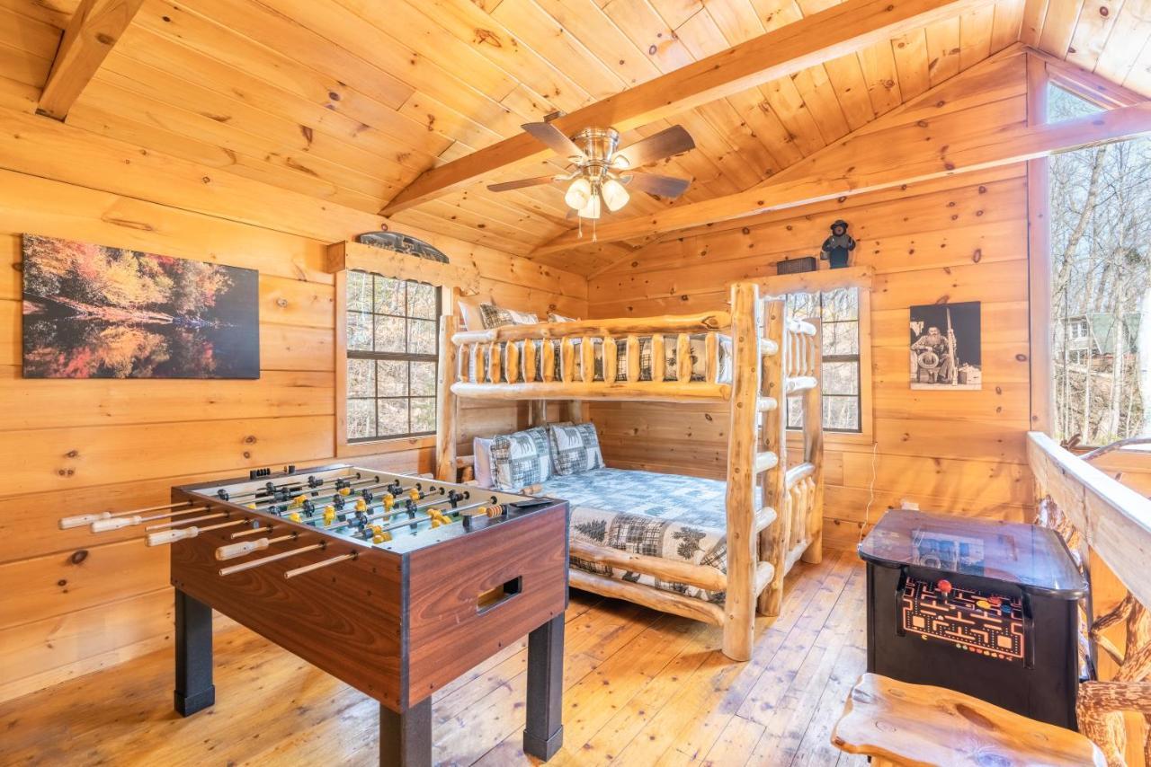 Moonshine Ridge Cabin With Hot Tub And Fire Pit بيدجن فورج المظهر الخارجي الصورة