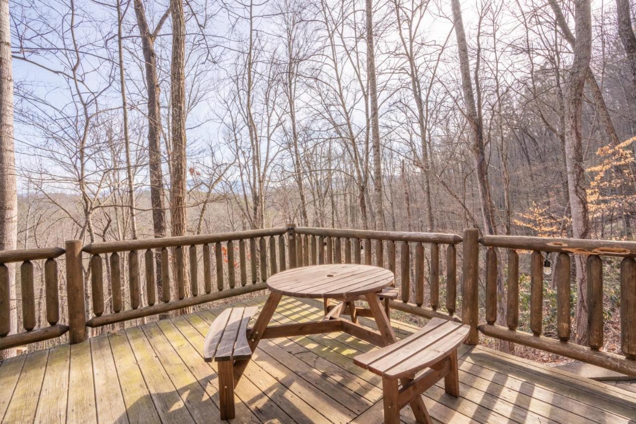 Moonshine Ridge Cabin With Hot Tub And Fire Pit بيدجن فورج المظهر الخارجي الصورة