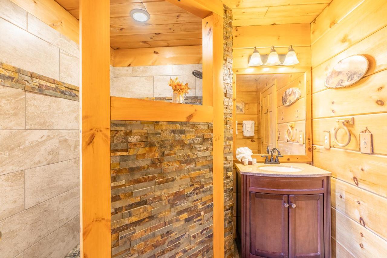 Moonshine Ridge Cabin With Hot Tub And Fire Pit بيدجن فورج المظهر الخارجي الصورة